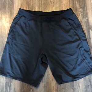 Men’s Lululemon T.H.E. Short size XL